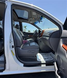 2006 Toyota Sienna XLE 7 Passenger - Photo 19 - Bakersfield, CA 93305