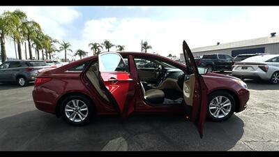 2013 Hyundai SONATA GLS - Photo 14 - Bakersfield, CA 93305