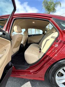 2013 Hyundai SONATA GLS - Photo 7 - Bakersfield, CA 93305