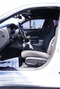 2022 Dodge Charger R/T   - Photo 6 - Bakersfield, CA 93305