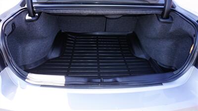 2022 Dodge Charger R/T   - Photo 11 - Bakersfield, CA 93305