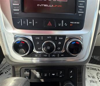 2014 GMC Acadia SLT-2   - Photo 26 - Bakersfield, CA 93305
