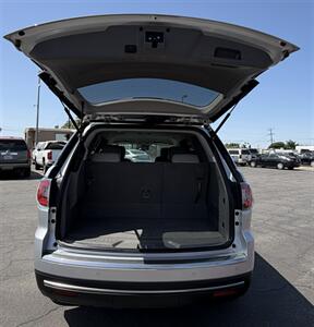 2014 GMC Acadia SLT-2   - Photo 12 - Bakersfield, CA 93305