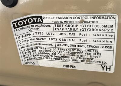 2016 Toyota Tacoma TRD Sport   - Photo 29 - Bakersfield, CA 93301