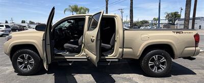 2016 Toyota Tacoma TRD Sport   - Photo 5 - Bakersfield, CA 93301