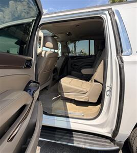 2016 GMC Yukon XL SLT   - Photo 8 - Bakersfield, CA 93305