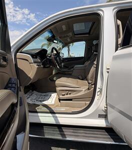 2016 GMC Yukon XL SLT   - Photo 6 - Bakersfield, CA 93305