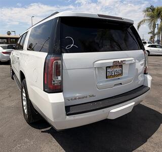 2016 GMC Yukon XL SLT   - Photo 10 - Bakersfield, CA 93305