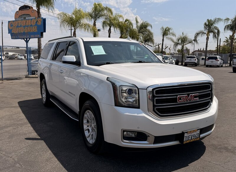 2016 GMC Yukon XL SLT  