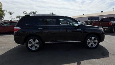 2011 Toyota Highlander Limited   - Photo 16 - Bakersfield, CA 93305