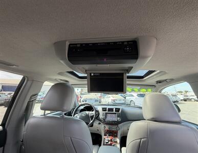 2011 Toyota Highlander Limited   - Photo 21 - Bakersfield, CA 93305