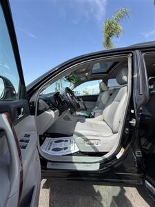 2011 Toyota Highlander Limited   - Photo 6 - Bakersfield, CA 93305