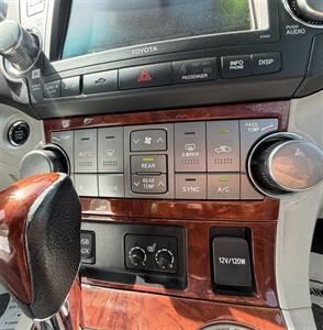 2011 Toyota Highlander Limited   - Photo 28 - Bakersfield, CA 93305