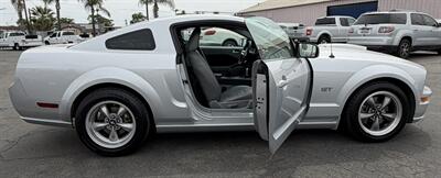 2008 Ford Mustang GT Premium   - Photo 12 - Bakersfield, CA 93305