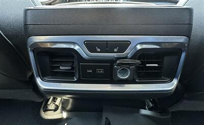 2020 GMC Sierra 1500 SLT   - Photo 18 - Bakersfield, CA 93301