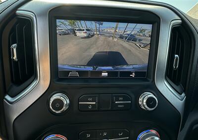 2020 GMC Sierra 1500 SLT   - Photo 29 - Bakersfield, CA 93301