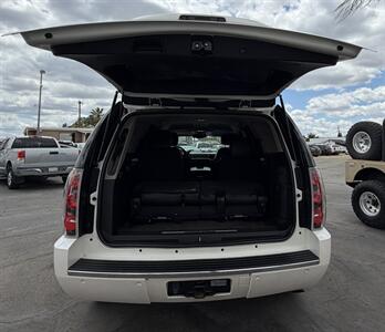 2011 GMC Yukon Denali   - Photo 13 - Bakersfield, CA 93305