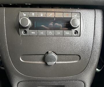 2011 GMC Yukon Denali   - Photo 22 - Bakersfield, CA 93305