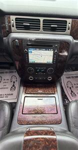 2011 GMC Yukon Denali   - Photo 26 - Bakersfield, CA 93305