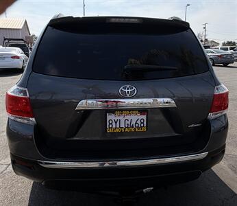 2013 Toyota Highlander - Photo 10 - Bakersfield, CA 93305