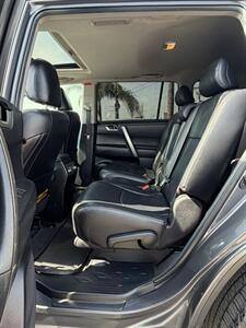 2013 Toyota Highlander - Photo 7 - Bakersfield, CA 93305
