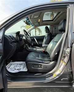 2013 Toyota Highlander - Photo 6 - Bakersfield, CA 93305