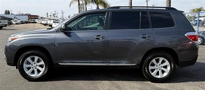 2013 Toyota Highlander - Photo 4 - Bakersfield, CA 93305