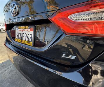 2018 Toyota Camry LE - Photo 10 - Bakersfield, CA 93305