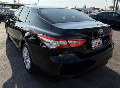 2018 Toyota Camry LE - Photo 8 - Bakersfield, CA 93305