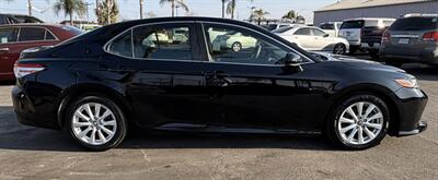 2018 Toyota Camry LE - Photo 14 - Bakersfield, CA 93305