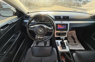 2010 Volkswagen Passat Komfort PZEV   - Photo 18 - Bakersfield, CA 93301