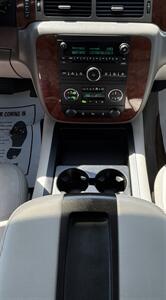 2014 Chevrolet Tahoe LT   - Photo 24 - Bakersfield, CA 93305