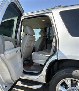 2014 Chevrolet Tahoe LT   - Photo 9 - Bakersfield, CA 93305