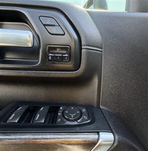 2022 Chevrolet Silverado 2500HD LTZ - Photo 9 - Bakersfield, CA 93305