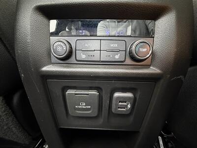 2022 Chevrolet Traverse Premier   - Photo 20 - Bakersfield, CA 93301