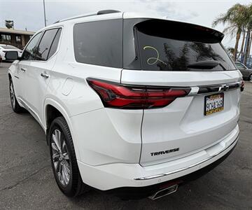 2022 Chevrolet Traverse Premier   - Photo 8 - Bakersfield, CA 93301