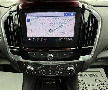 2022 Chevrolet Traverse Premier   - Photo 27 - Bakersfield, CA 93301