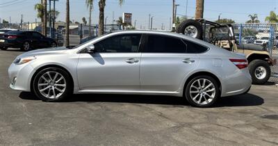 2014 Toyota Avalon XLE   - Photo 4 - Bakersfield, CA 93305