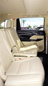 2015 Toyota Highlander Limited   - Photo 21 - Bakersfield, CA 93301