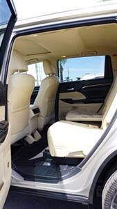 2015 Toyota Highlander Limited   - Photo 7 - Bakersfield, CA 93301