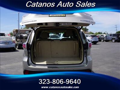 2015 Toyota Highlander Limited   - Photo 12 - Bakersfield, CA 93301