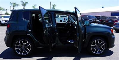 2021 Jeep Renegade Sport   - Photo 15 - Bakersfield, CA 93301