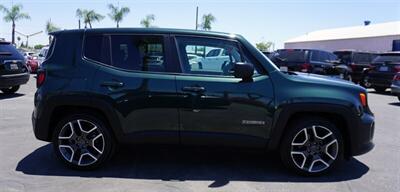 2021 Jeep Renegade Sport   - Photo 14 - Bakersfield, CA 93301