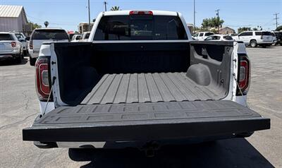 2017 GMC Sierra 1500 SLT - Photo 10 - Bakersfield, CA 93301