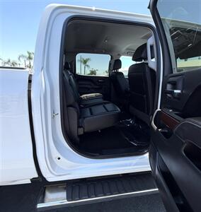 2017 GMC Sierra 1500 SLT - Photo 16 - Bakersfield, CA 93301