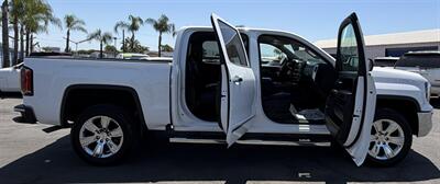 2017 GMC Sierra 1500 SLT - Photo 14 - Bakersfield, CA 93301
