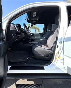 2016 Toyota Tacoma SR V6   - Photo 6 - Bakersfield, CA 93301
