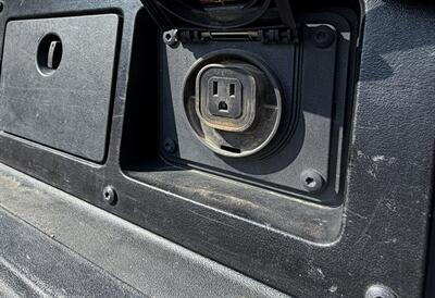 2016 Toyota Tacoma SR V6   - Photo 11 - Bakersfield, CA 93301