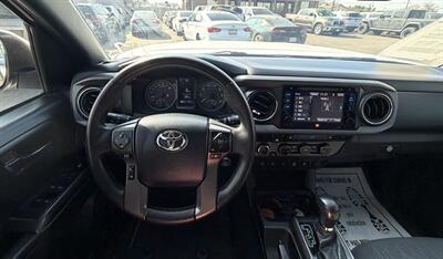 2016 Toyota Tacoma SR V6   - Photo 18 - Bakersfield, CA 93301