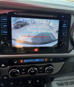 2016 Toyota Tacoma SR V6   - Photo 26 - Bakersfield, CA 93301